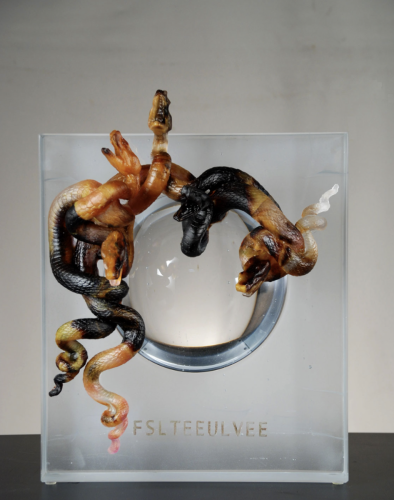 Still-Alive-fleuve-et-stele-XXVII-Medusa